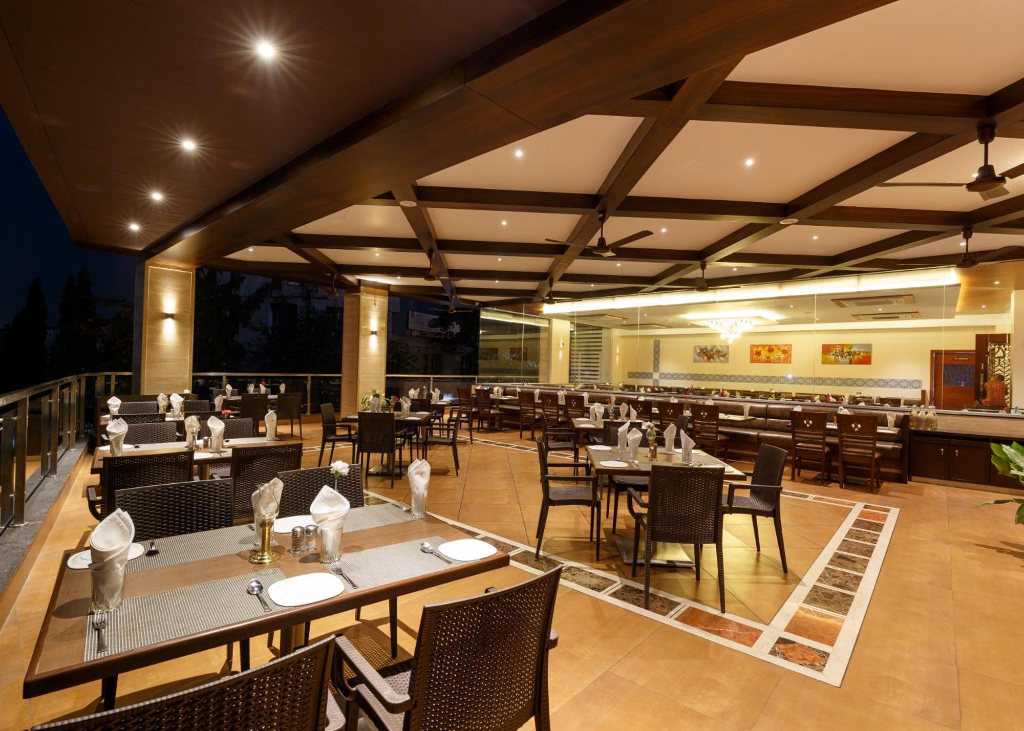 Hotel Ayodhya Kolhapur Εξωτερικό φωτογραφία