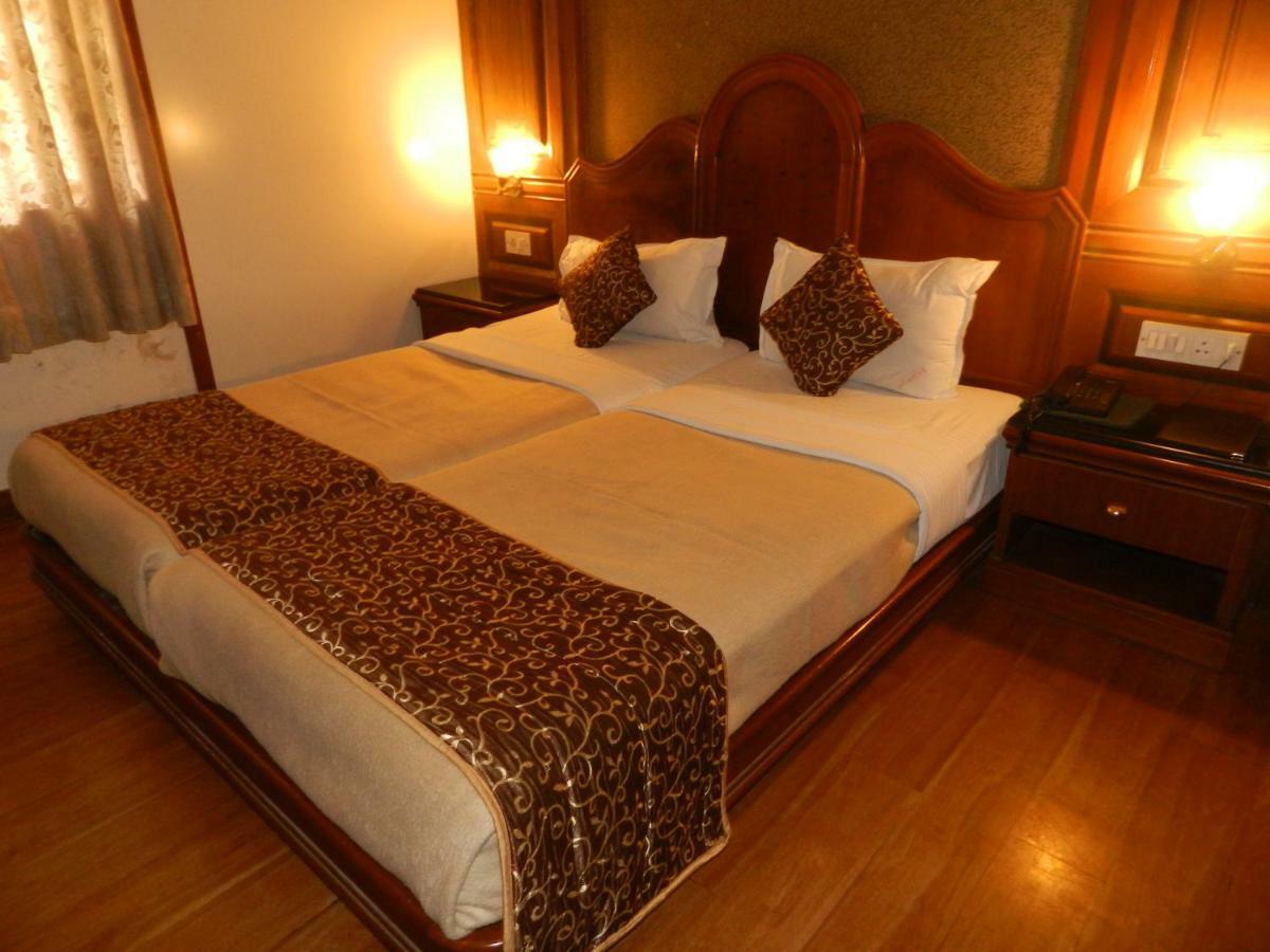 Hotel Ayodhya Kolhapur Εξωτερικό φωτογραφία